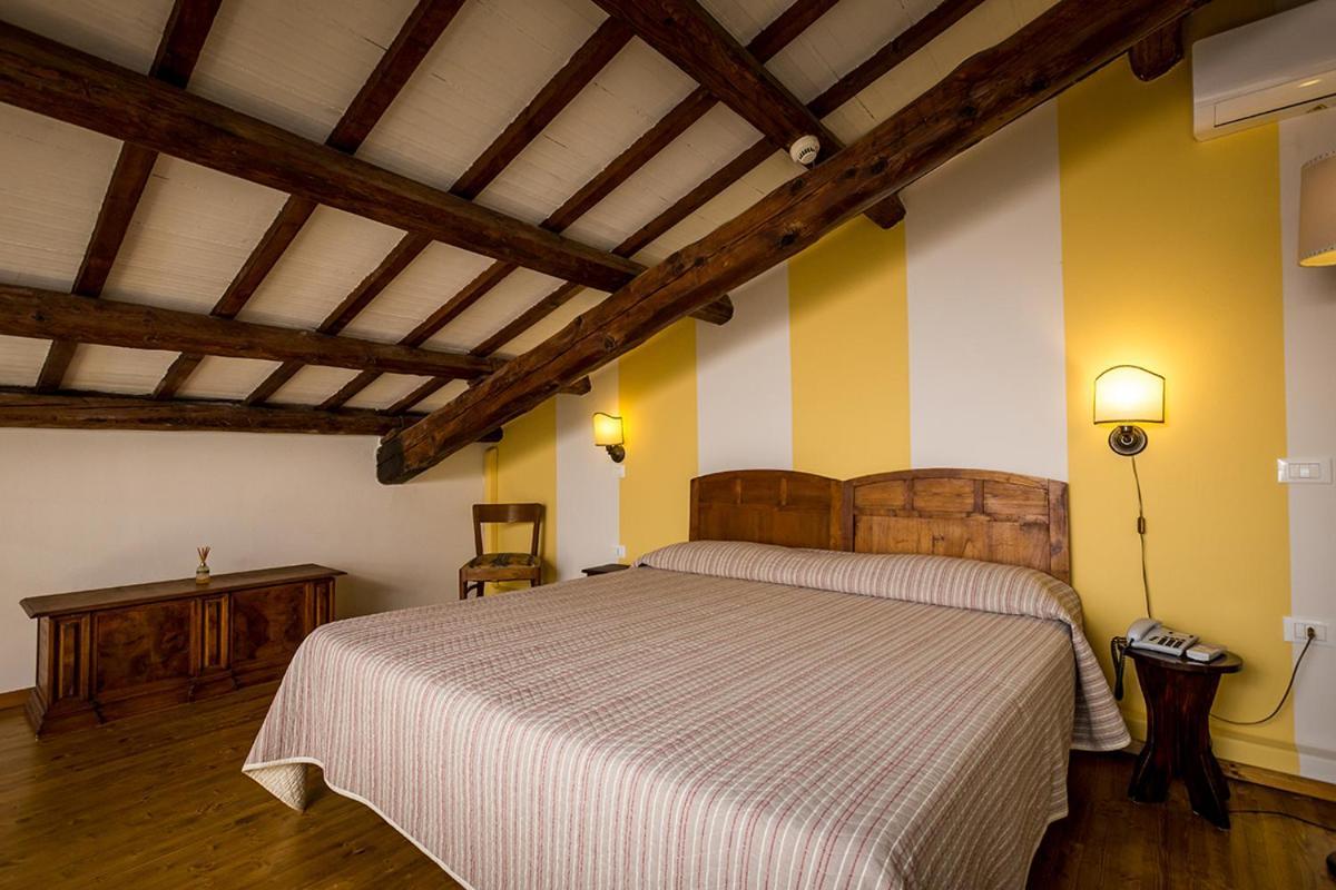 Agriturismo Corte Carezzabella San Martino di Venezze ภายนอก รูปภาพ