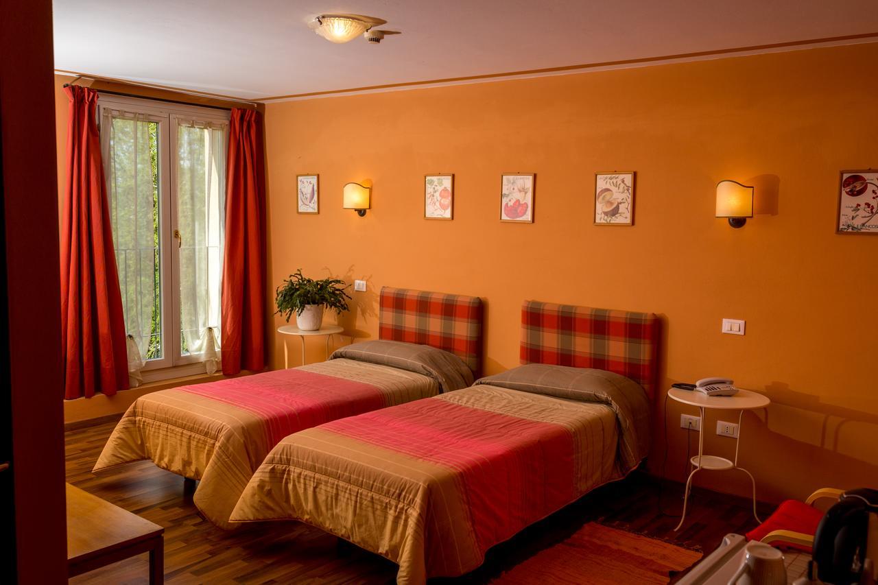 Agriturismo Corte Carezzabella San Martino di Venezze ภายนอก รูปภาพ